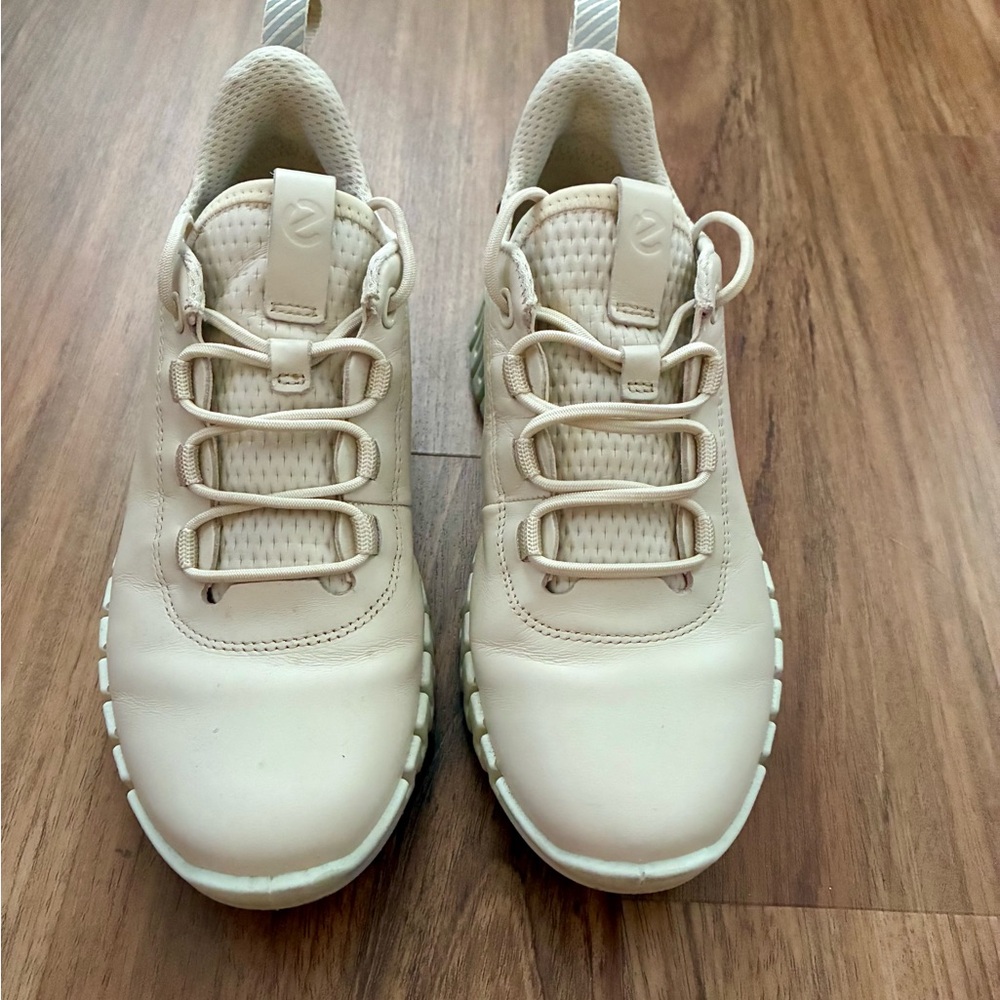 ECCO gruuv sneaker beige size 35
